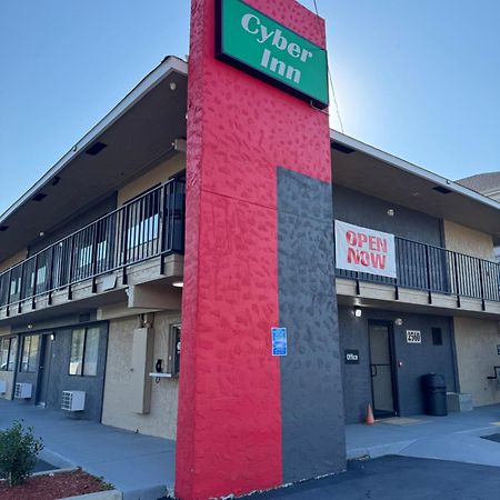 Cyber Inn Augusta Eksteriør bilde